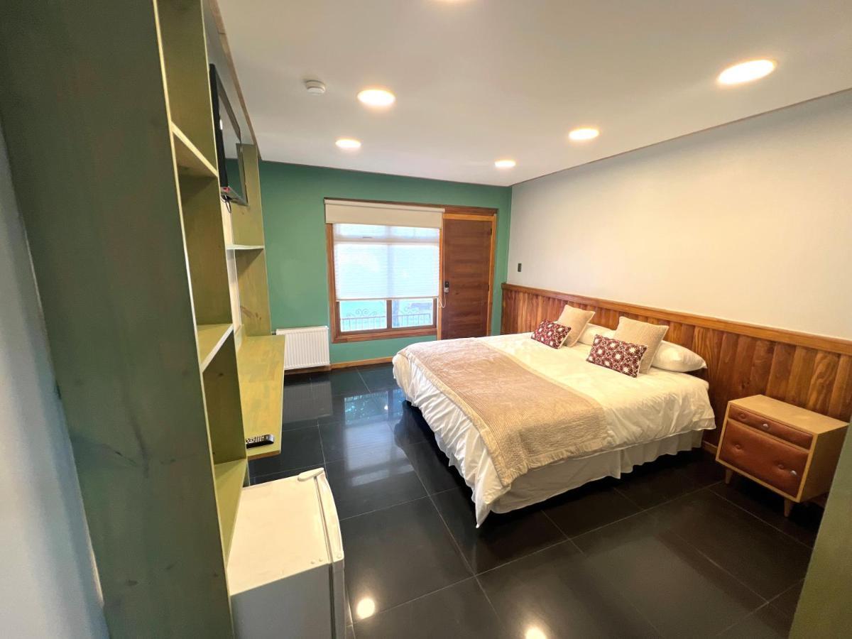 Incredible Downtown Duplex With Interior Backyard Apartment ปุนตาอาเรนาส ภายนอก รูปภาพ