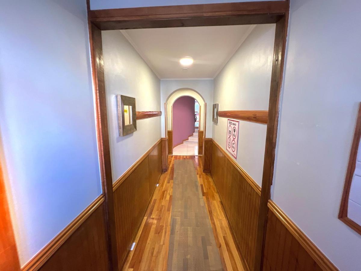 Incredible Downtown Duplex With Interior Backyard Apartment ปุนตาอาเรนาส ภายนอก รูปภาพ