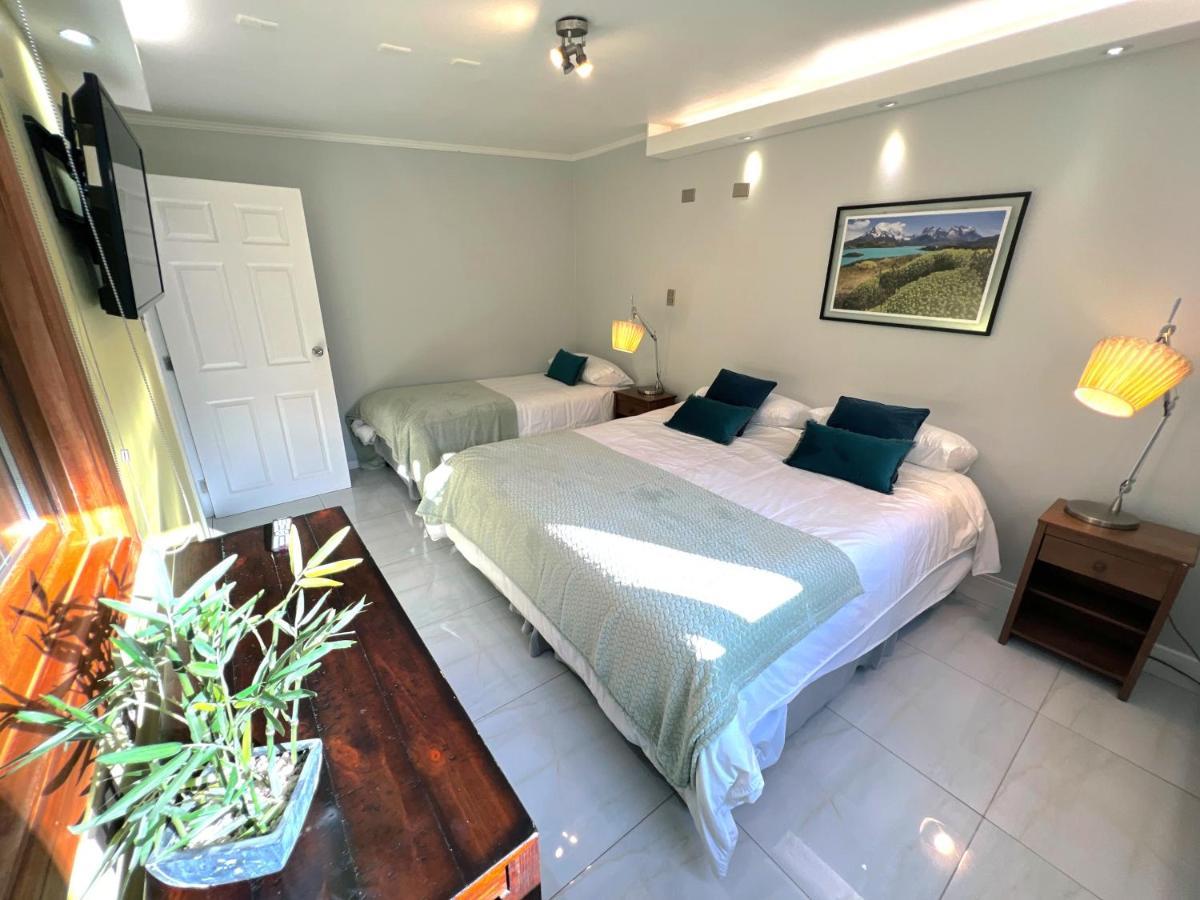 Incredible Downtown Duplex With Interior Backyard Apartment ปุนตาอาเรนาส ภายนอก รูปภาพ