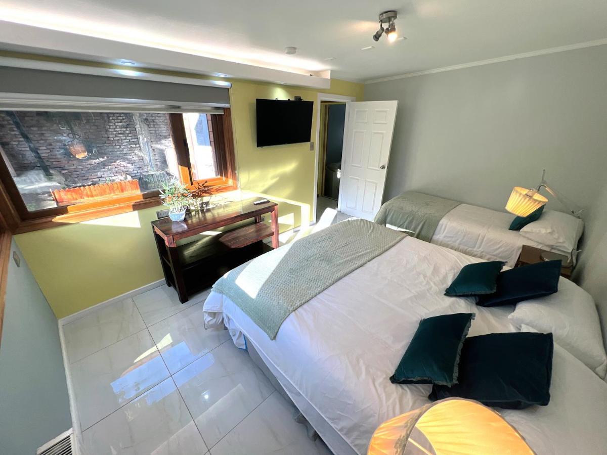 Incredible Downtown Duplex With Interior Backyard Apartment ปุนตาอาเรนาส ภายนอก รูปภาพ