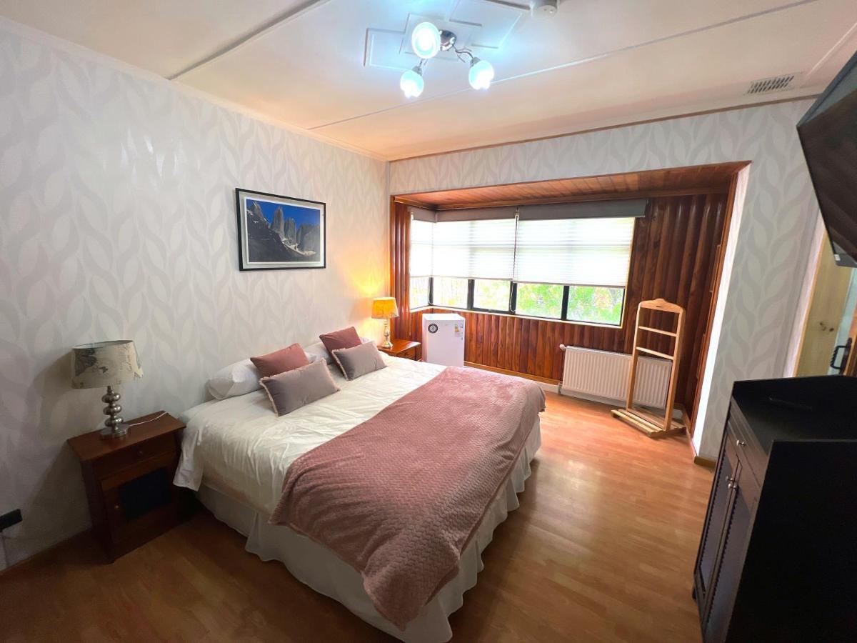 Incredible Downtown Duplex With Interior Backyard Apartment ปุนตาอาเรนาส ภายนอก รูปภาพ