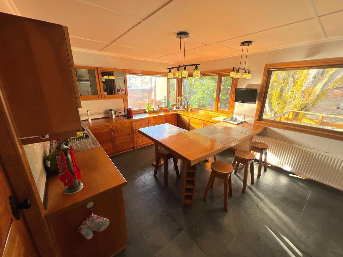 Incredible Downtown Duplex With Interior Backyard Apartment ปุนตาอาเรนาส ภายนอก รูปภาพ